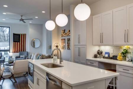 The Kora - Rooftop Luxury In Nashville'S Gulch Extérieur photo
